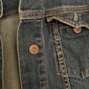 Women’s denim jacket